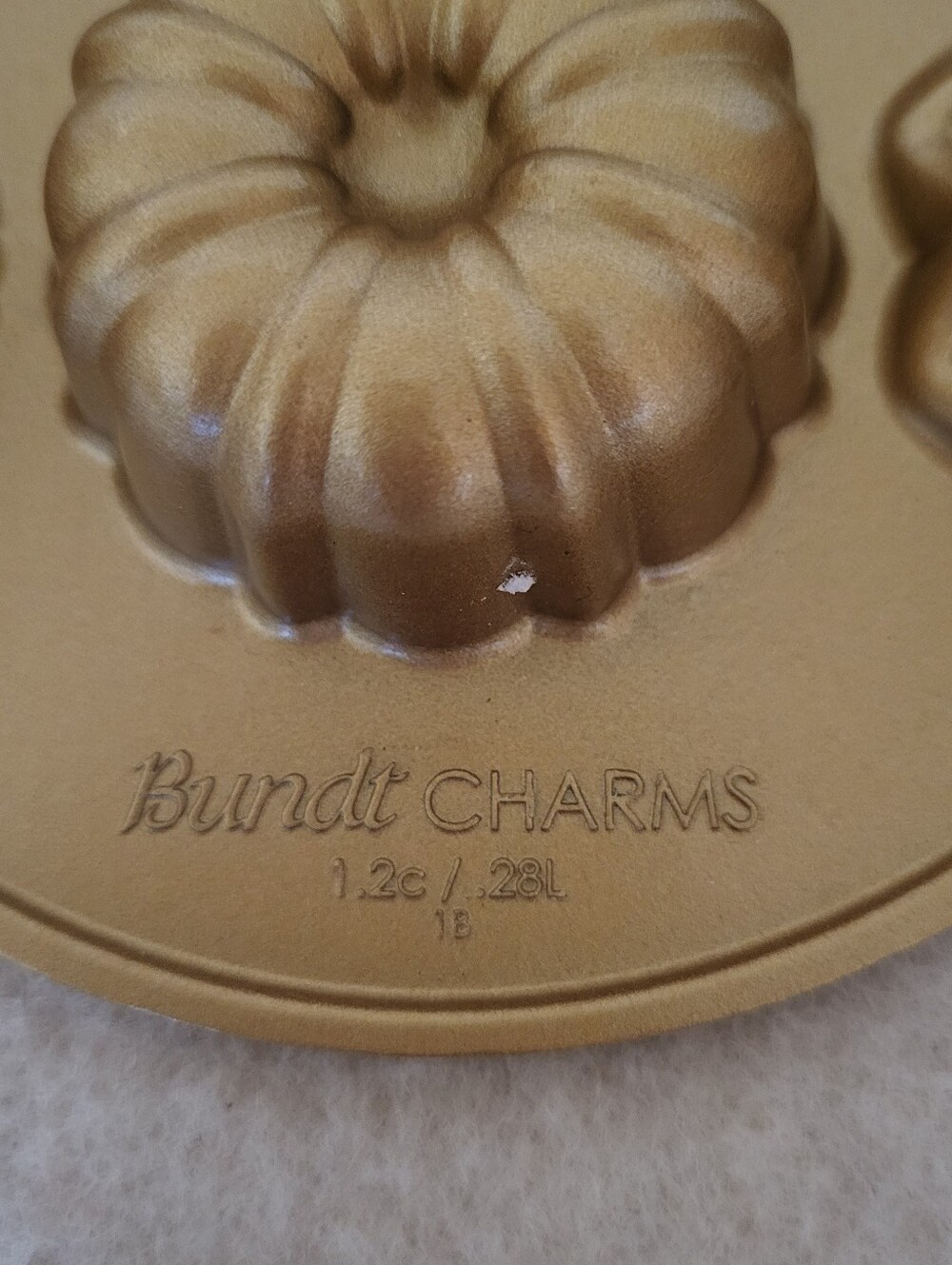 Nordic Ware Baking Bunt Charms Decorative Pan USA - Picture 2 of 12